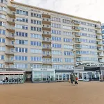 Lecomte - The Shoreline Beachview 106 * Ostend