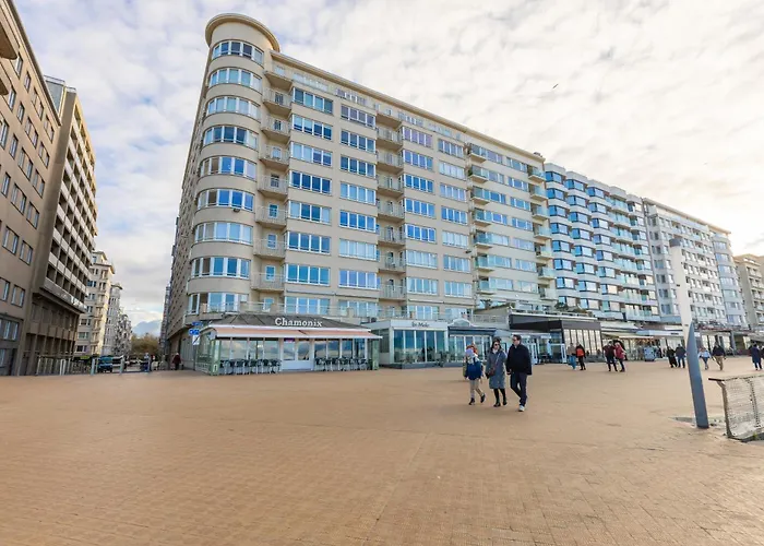 Lecomte - The Shoreline Beachview 106 公寓