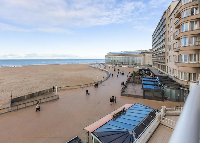 Lecomte - The Shoreline Beachview 106 公寓 奥斯滕德